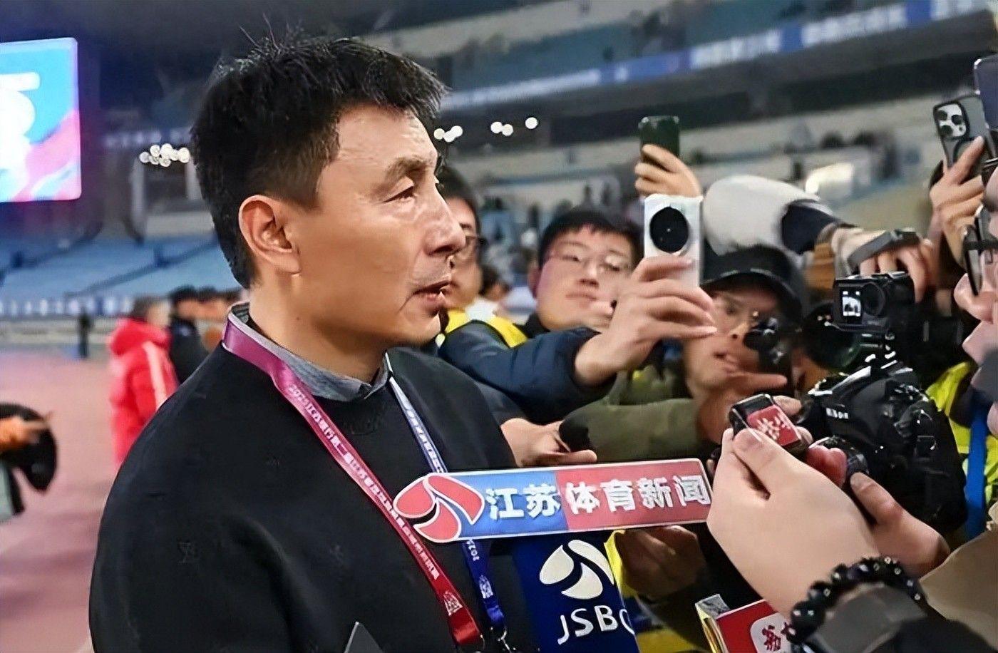 曼联5人接近离队！齐尔克泽又有新买家，单场10球小妖有望踢欧冠