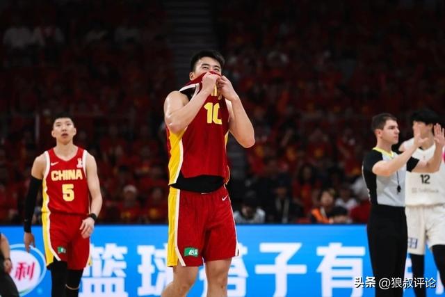 ESPN记者：皇马为琼阿梅尼标价9000万欧，今夏或出售他；邮报：曼联未来数月可能会和B费进行新合同谈判
