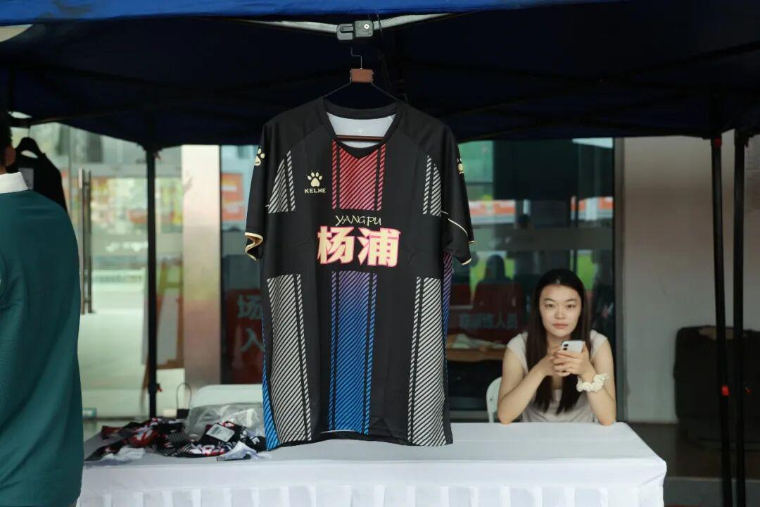 沪港少年，一次以足球为名的相遇