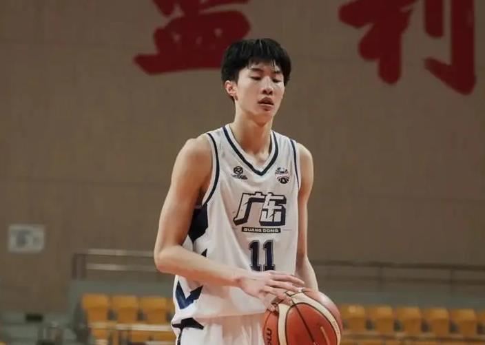 穆萨·迪亚比：回勒沃库森就像回家 很开心塔普索巴成为队长