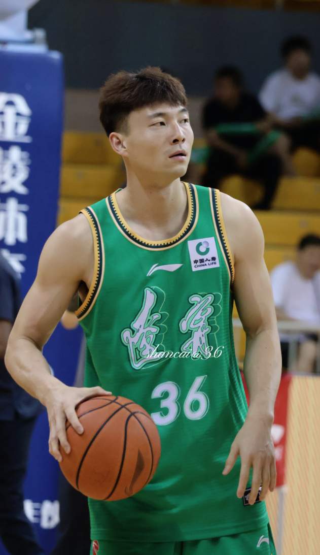 中超首例！费利佩脑震荡休赛叠加四黄停赛，将缺席2轮中超