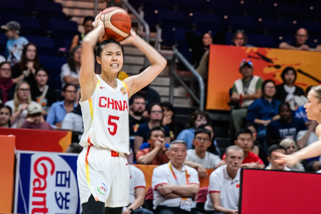 哈勒斯登男孩距NBA冠军一步之遥，已成系列赛标志