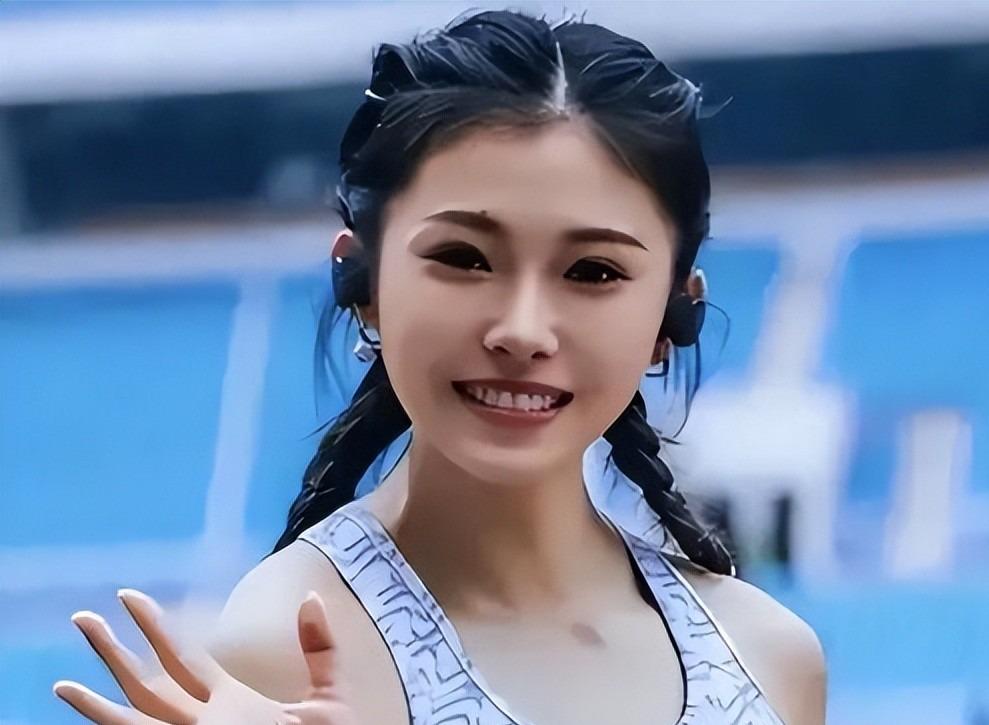 无法容忍！搞极端女权歧视男性，北理工助理教授裴轶课程被叫停