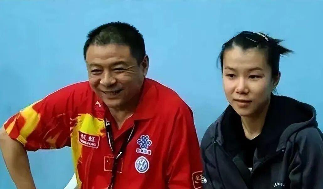 武汉三镇队收到中足联罚单后发声！完全接受此处罚决定，引发热议