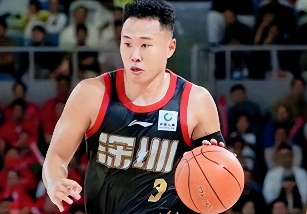 5场6球只用了3场，37岁奥巴梅扬挤进欧洲射手榜前十